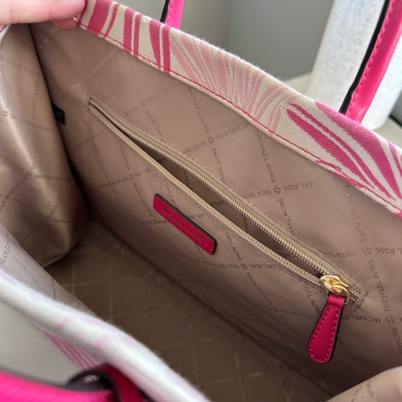 Michael Kors Pink and White Leaf Tote - Picture 4 of 6